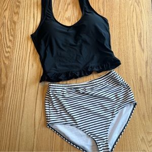 Janela Bay tankini swimsuit set